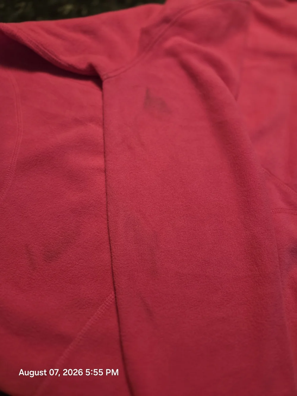tek gear Men's Bright Fuchsia Crewneck Pullover